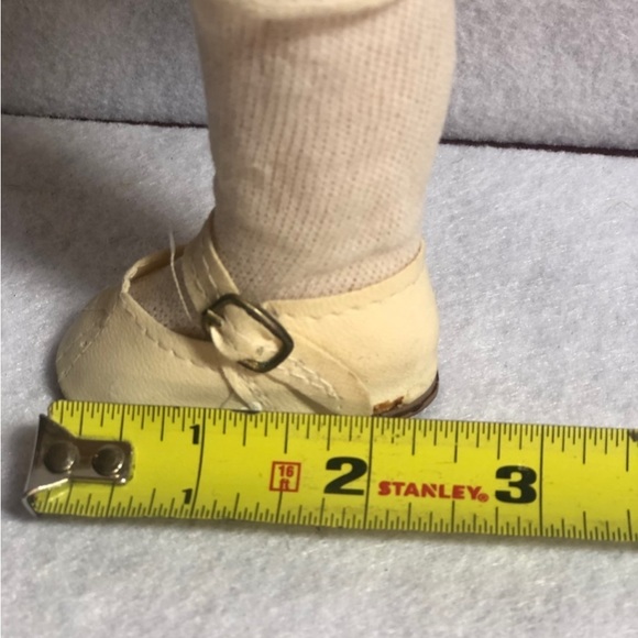 Ceramic Doll Leg Vase - Picture 11 of 12